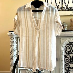 NWOT Mine Rolled Sleeve Button Blouse